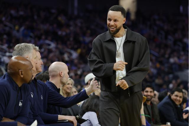 德州扑克规则-勇士该不该让库里歇到赛季末?